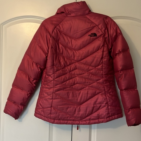 The North Face pink winter jacket - Picture 6 of 9